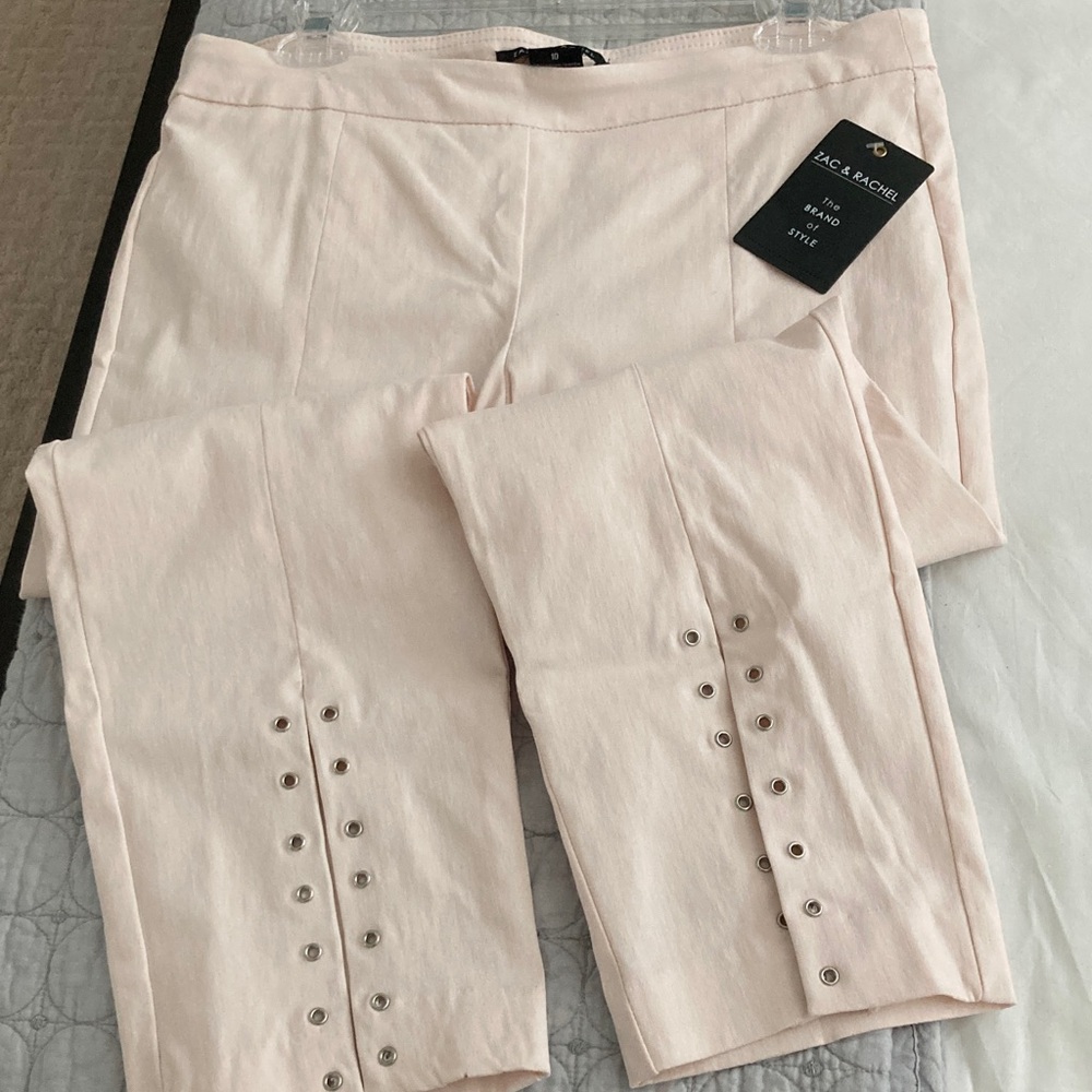 Brand 🆕 “Zac & Rachel” Blush colored Cropped Pants with Stud Details! Size 10
